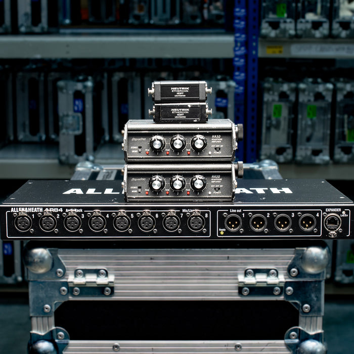 Allen & Heath QU16 Compact Digital Mixer with AR84 Expander, Cable and Flightcase - Used