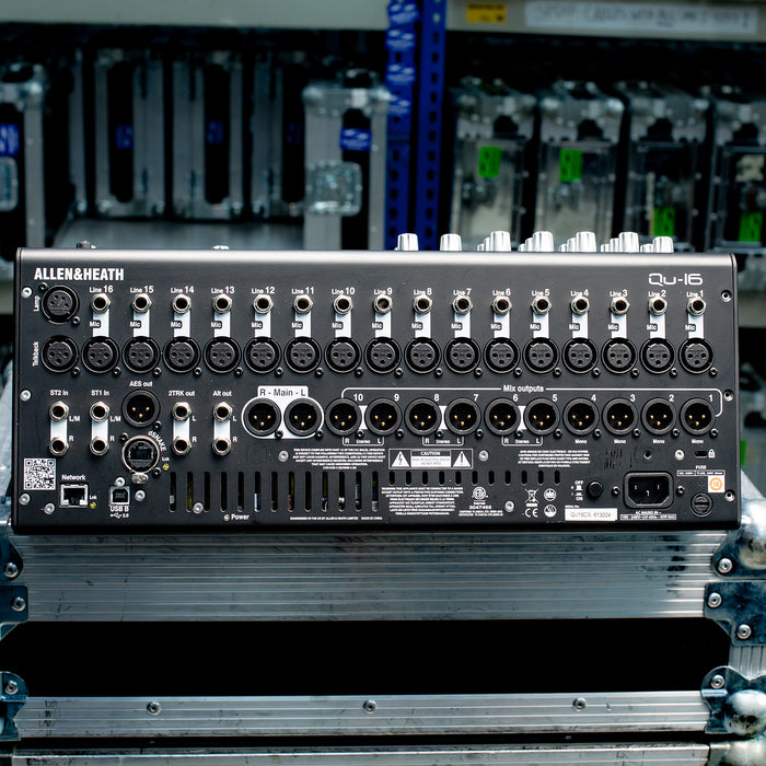 Allen & Heath QU16 Compact Digital Mixer with AR84 Expander, Cable and Flightcase - Used
