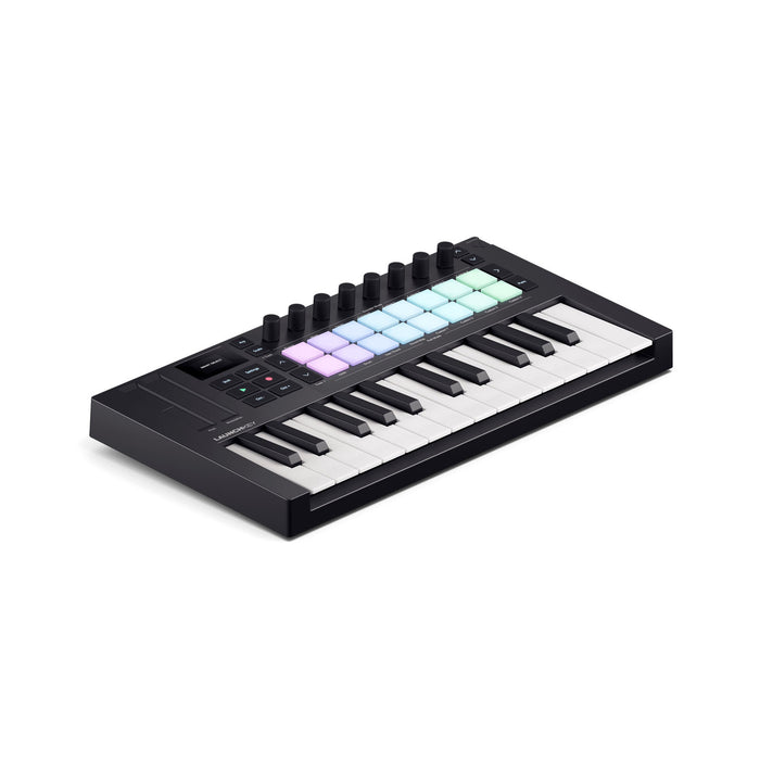 Novation LaunchKey Mini MK4 - Mini 25 Note Controller