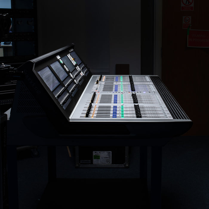 Soundcraft Vi3000 with additional Dante & fibre card - Used