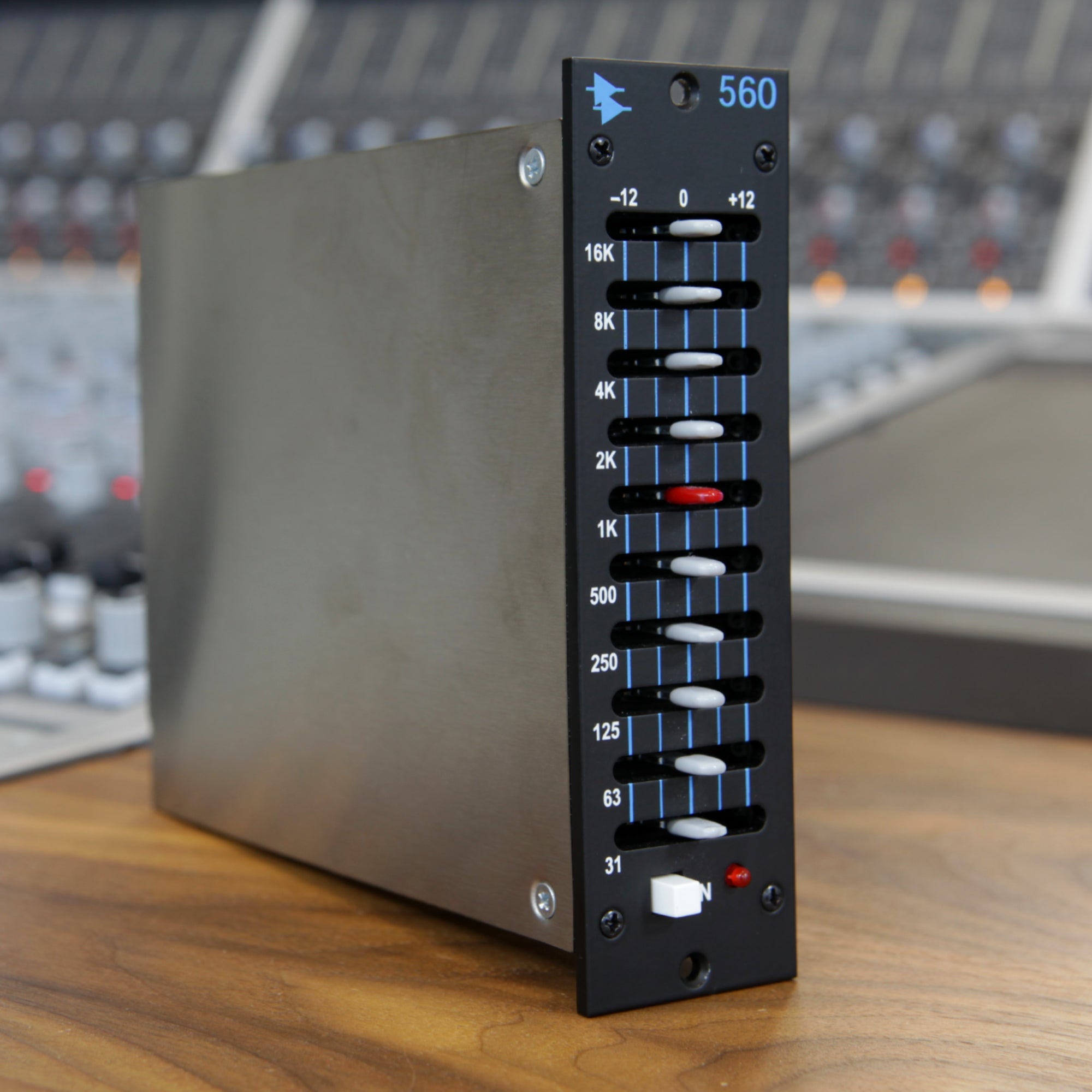API 560 - 10 Band Graphic EQ - 500-Series Module - B-Stock 