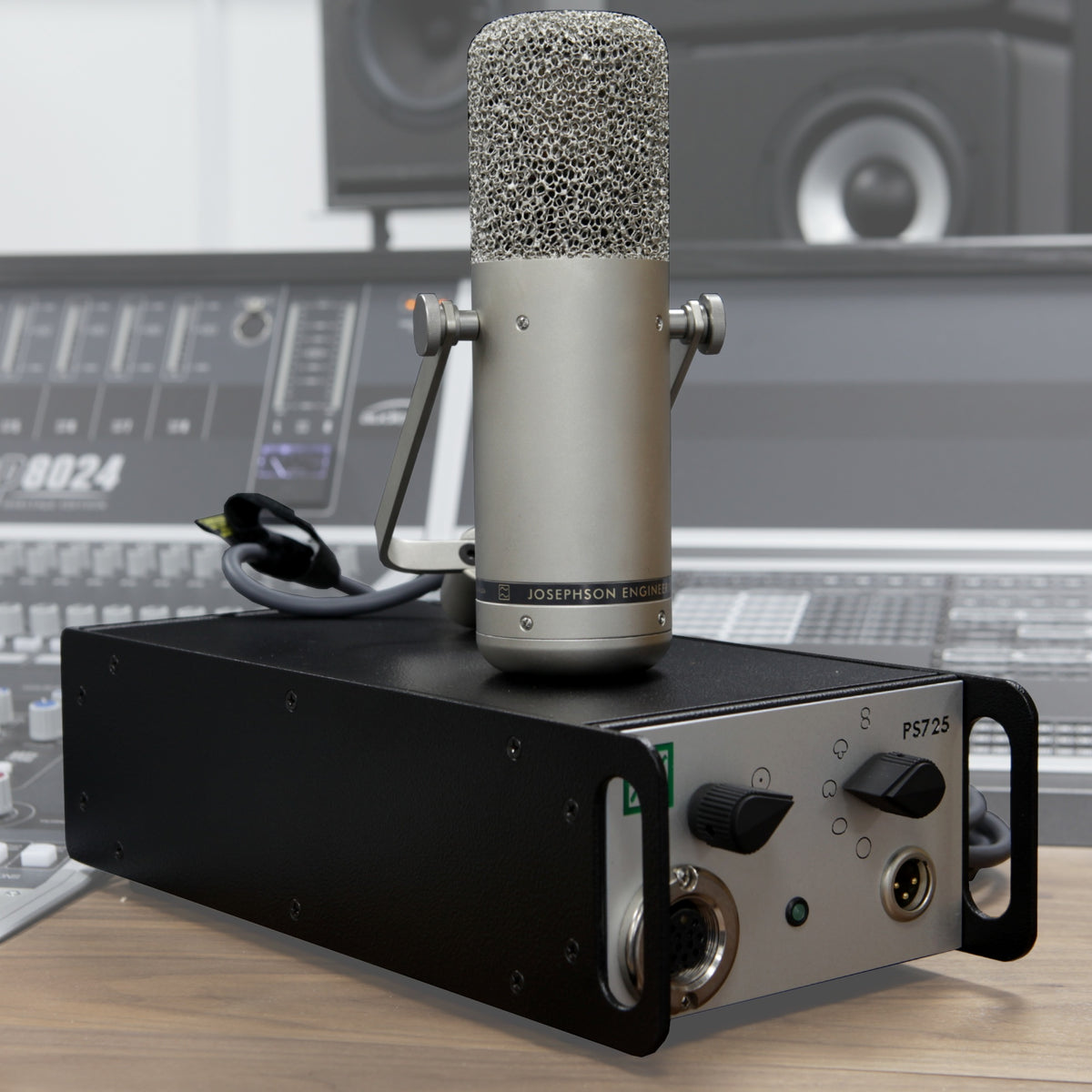 Microphonic Josephson C725 Variable pattern vacuum tube hybrid microphone - B-Stoc ...
