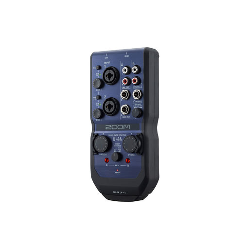 Zoom U-44 - Handy Audio Interface